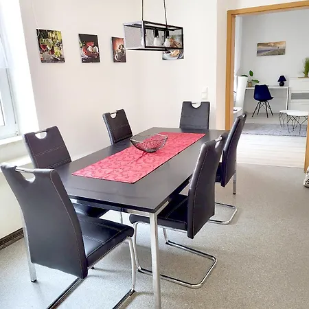 Appartement Fuer 6 Personen In Magdeburg, L Magdebourg
