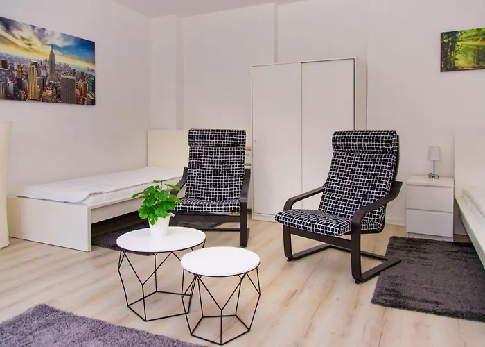 Fuer 6 Personen In Magdeburg, L